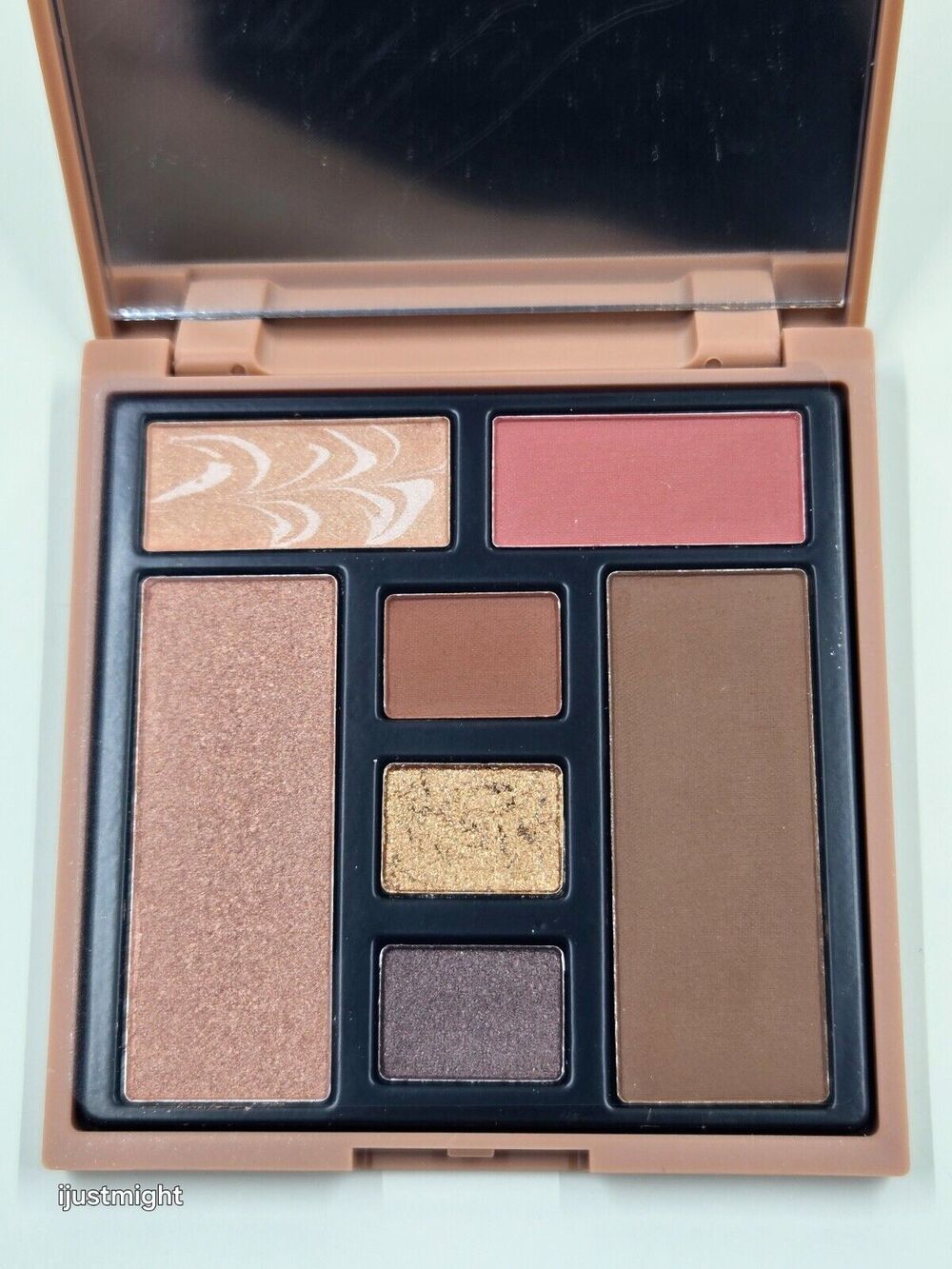 Ciaté London Brazilian Glow Eye & Face Palette Medium Dark- 8.8 g/ .31 oz-NIB